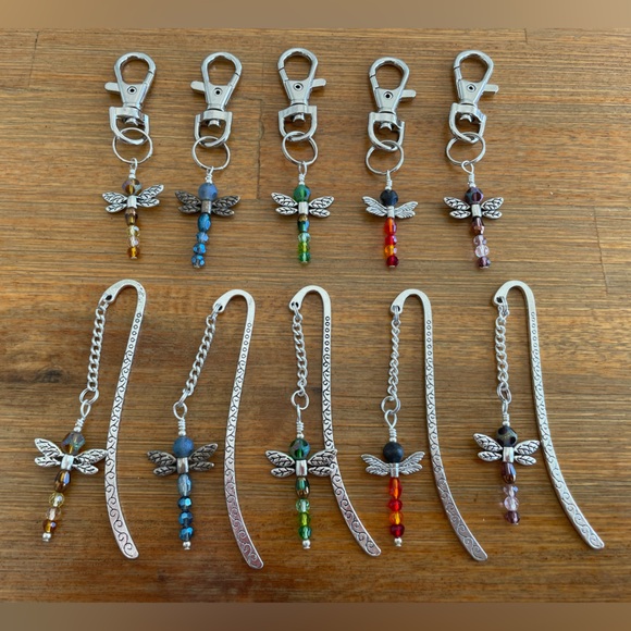Handmade Brown Bead mix Dragonfly Bookmark with Silver Tone Hook - ideal Gift - Picture 6 of 6